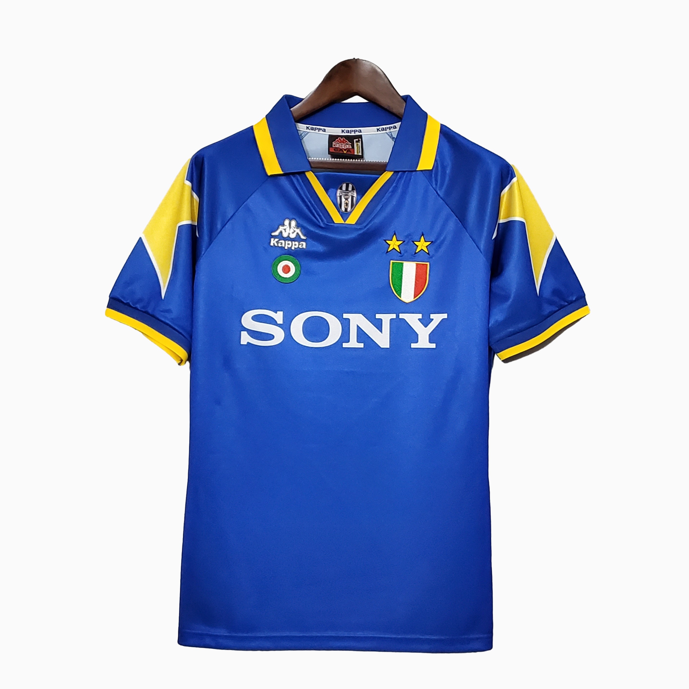 Retro Juventus 1995-96 Away Stadium Jersey